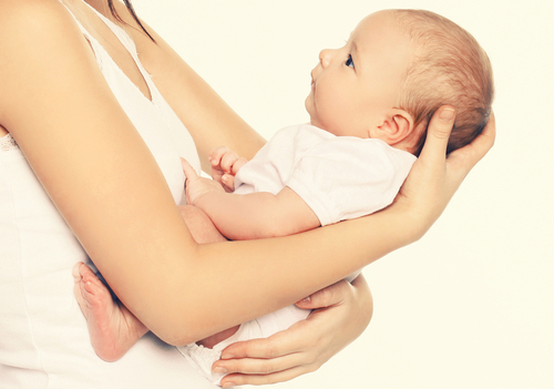 赤ちゃん にんにく 母乳 影響 食べ物